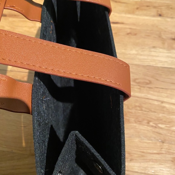 Brand New Felt handbag - Picture 7 of 10